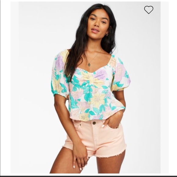 Billabong Tops - NWT Billabong In Your Dreams Floral Top